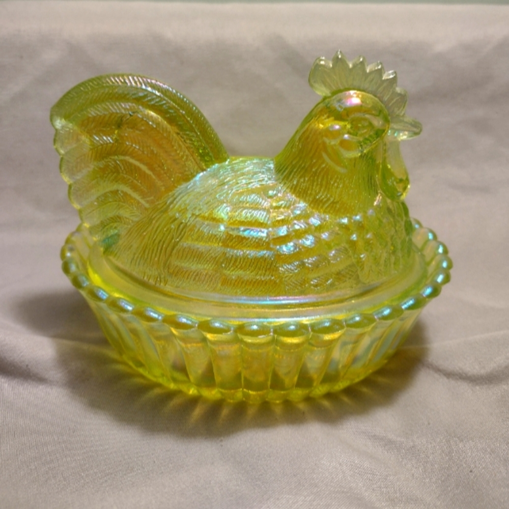 Vintage carnival yellow glass rooster